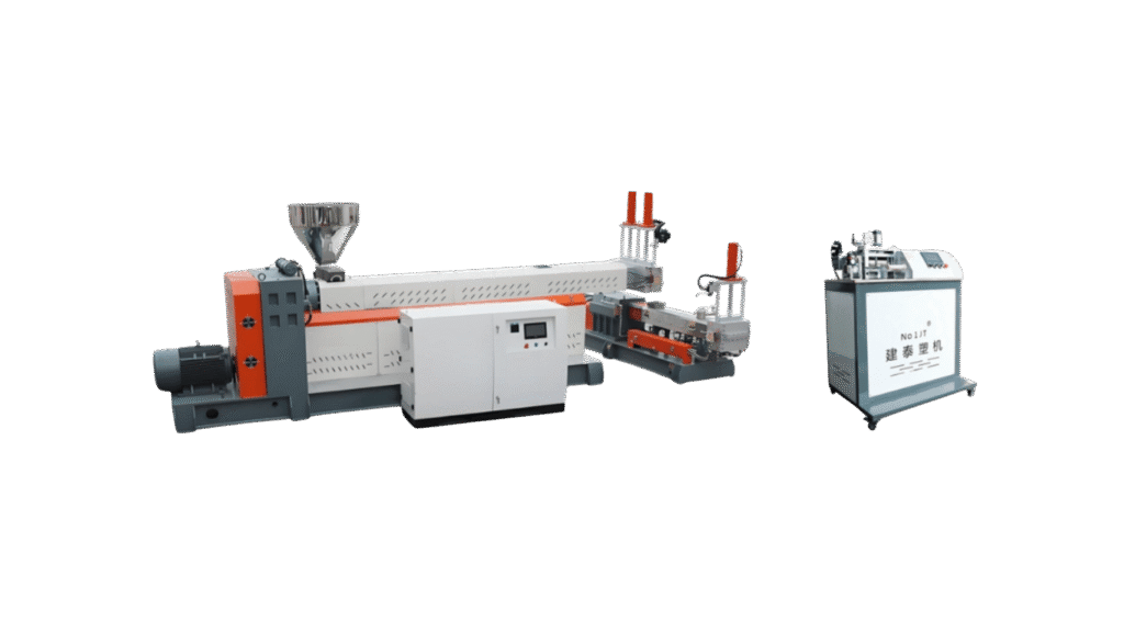 Plastic recycling machine
